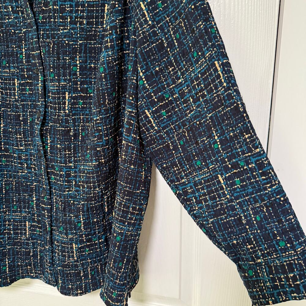 Catherines Women's Abstract Print Button Down Rol… - image 4